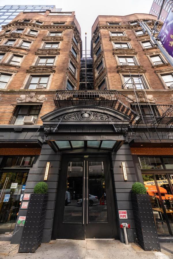 Square Hotel At Times Square New York City Exterior photo