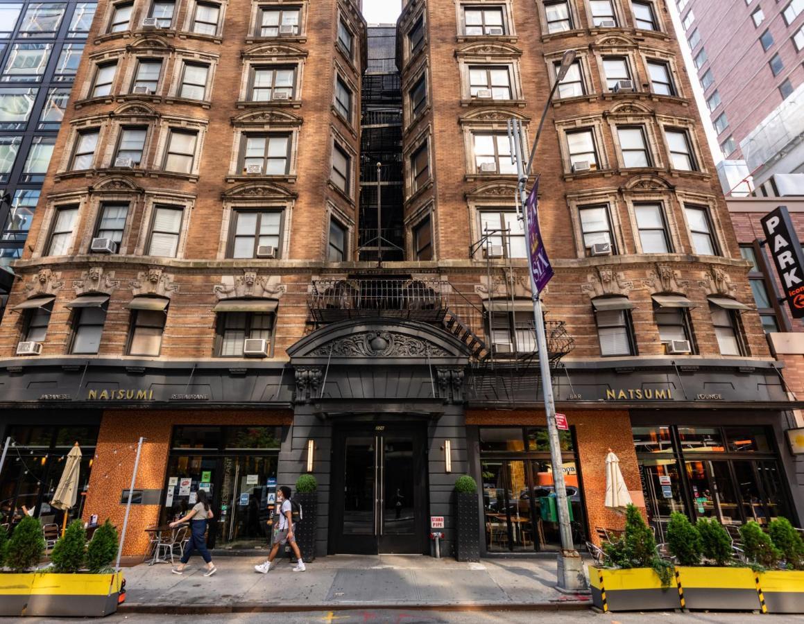 Square Hotel At Times Square New York City Exterior photo