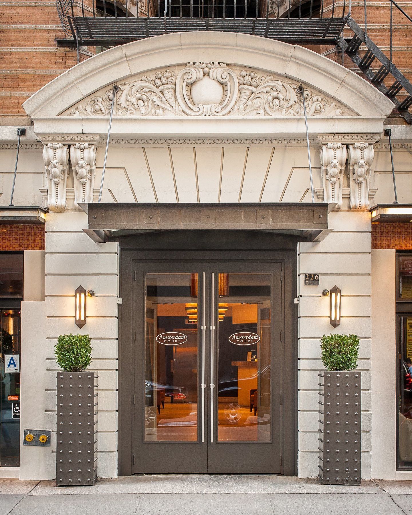 Square Hotel At Times Square New York City Exterior photo