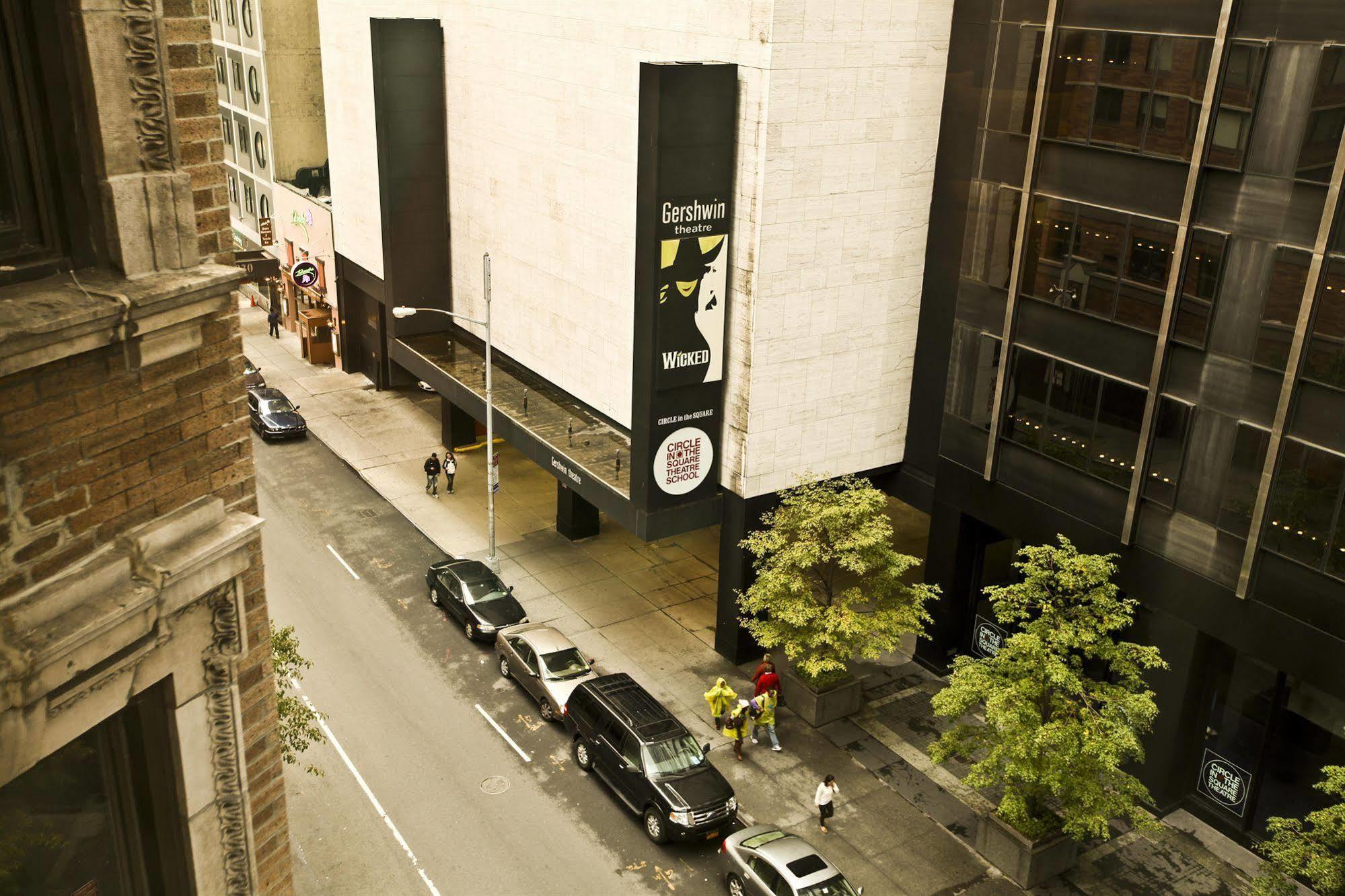 Square Hotel At Times Square New York City Exterior photo